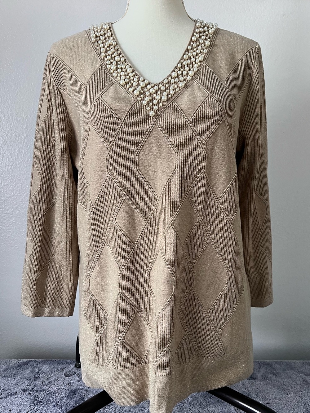 Karl Lagerfeld Paris Metallic Gold Knit Pearl V Neck Sweater Size M